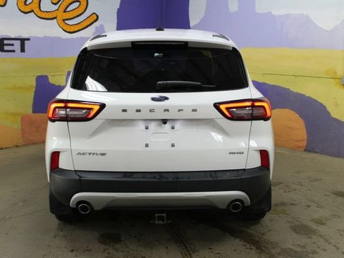 Used 2023 Ford Escape Active AWD/4WD image 7
