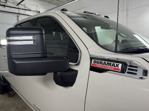 New 2026 GMC Sierra 2500 SLE image 12