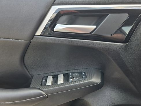 New 2025 Mitsubishi Outlander Trail Edition image 16