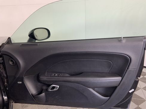 Used 2017 Dodge Challenger SXT Plus image 11