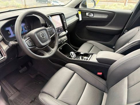 New 2026 Volvo XC40 B5 Plus w/ Protection Package Premier AWD/4WD image 20