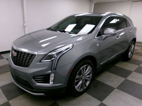 Used 2023 Cadillac XT5 Premium Luxury image 1