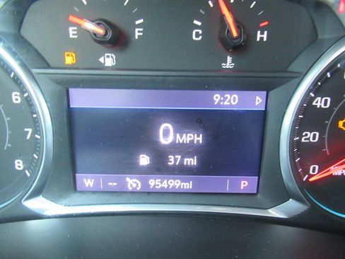 Used 2019 Chevrolet Equinox Premier FWD image 28
