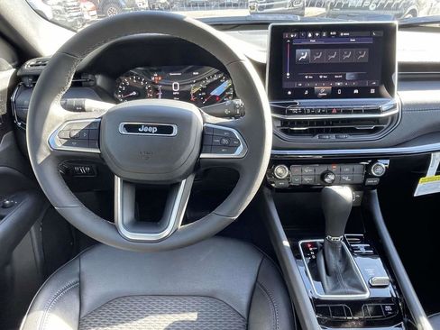 New 2026 Jeep Compass Latitude AWD/4WD image 12