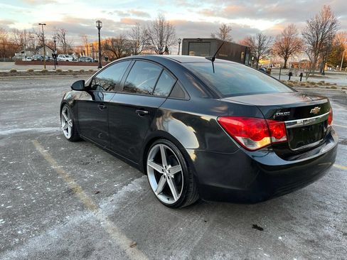 Used 2014 Chevrolet Cruze LS image 11
