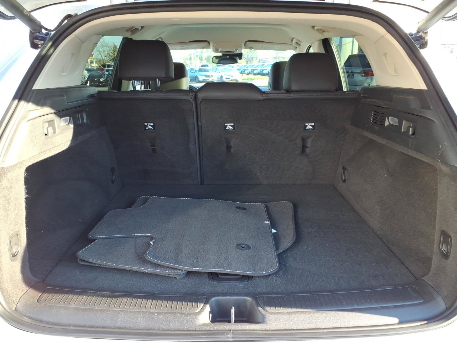 Used 2023 Buick Envision Essence AWD/4WD image 12