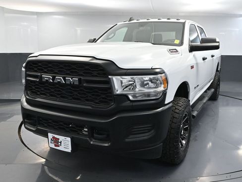 Used 2022 RAM 2500 Tradesman image 12