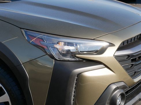 Used 2024 Subaru Outback Premium image 16