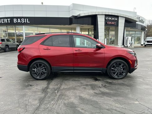Used 2024 Chevrolet Equinox RS image 9