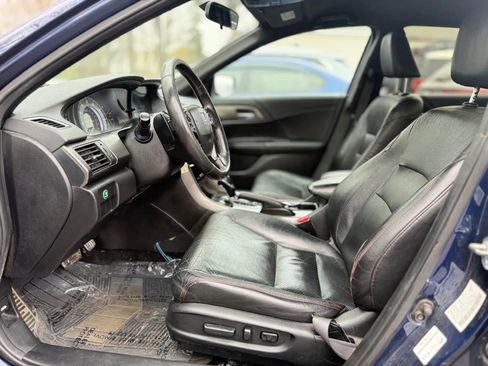 Used 2017 Honda Accord Sport Special Edition image 9