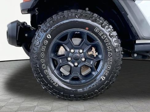 Used 2023 Jeep Wrangler Unlimited w/ Cold Weather Group AWD/4WD image 21