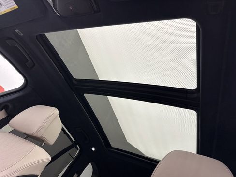 Used 2021 BMW X5 xDrive45e w/ M Sport Package image 25