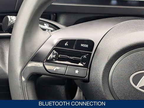Certified 2025 Hyundai Elantra Sport FWD image 18