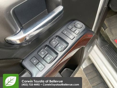 Used 2017 GMC Sierra 2500 SLT image 11