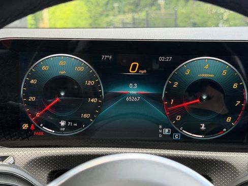 Used 2022 Mercedes-Benz CLA 250 4MATIC image 47