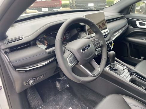 New 2026 Jeep Compass Latitude AWD/4WD image 46
