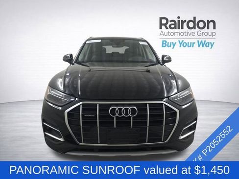 Used 2023 Audi Q5 2.0T Premium w/ Convenience Package AWD/4WD image 2