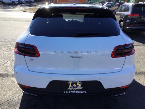 Used 2018 Porsche Macan Sport Edition image 6