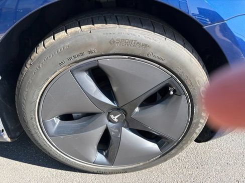 Used 2018 Tesla Model 3 Long Range AWD/4WD image 10