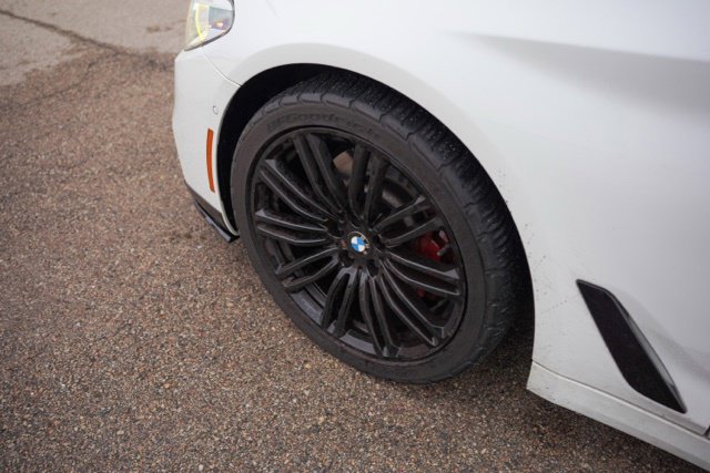 Used 2017 BMW 540i RWD image 12