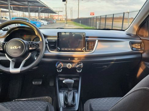 Used 2022 Kia Rio S image 20