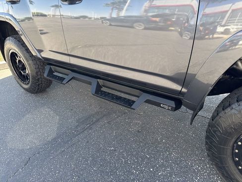 Used 2016 Toyota 4Runner SR5 w/ Convenience Package AWD/4WD image 21