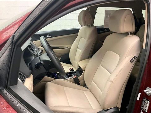 Used 2016 Hyundai Tucson SE w/ Option Group 02 image 16