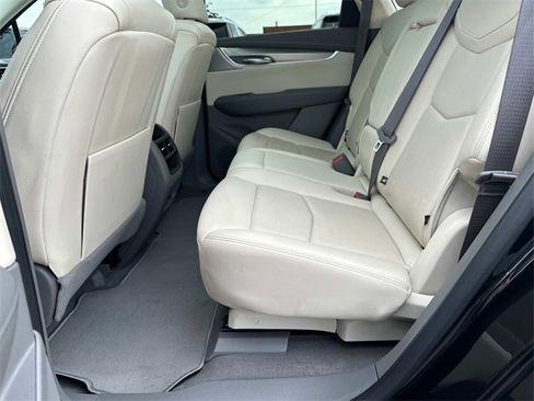 Certified 2022 Cadillac XT5 Premium Luxury image 57