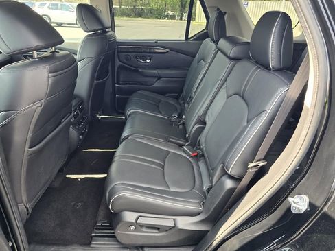 Used 2024 Honda Pilot Elite image 12