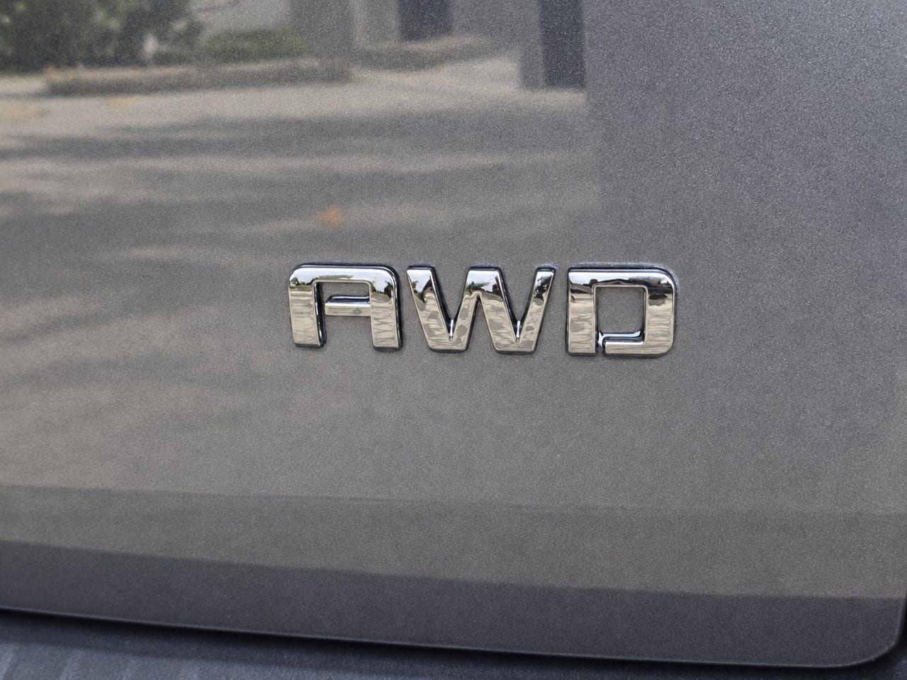Used 2022 Chevrolet Traverse Premier w/ Redline Edition AWD/4WD image 7
