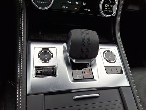 Used 2026 Jaguar F-PACE R-Dynamic S image 15