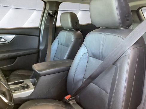 Used 2019 Chevrolet Blazer LT w/ Sun and Wheels Package image 8