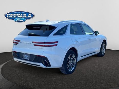 Used 2025 Genesis GV70 2.5T AWD/4WD image 6