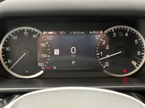Used 2023 Land Rover Defender 110 SE AWD/4WD image 20