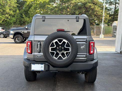 Used 2024 Ford Bronco Outer Banks AWD/4WD image 10