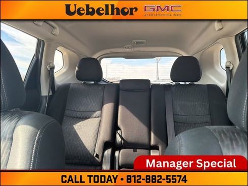 Used 2017 Nissan Rogue SV w/ SV Premium Package image 19