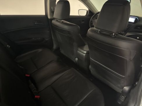 Used 2013 Acura ILX w/ Premium Package image 32