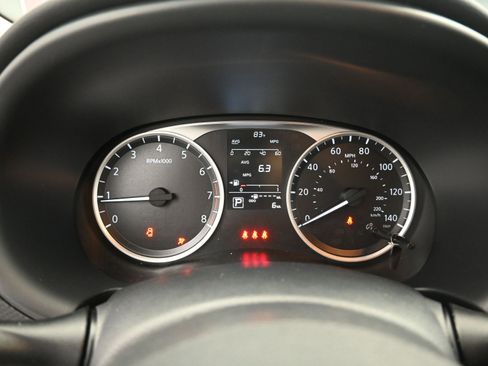 Certified 2025 Nissan Kicks Play S image 13