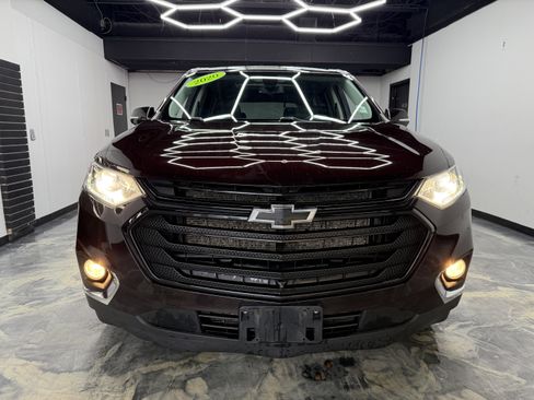 Used 2020 Chevrolet Traverse LT image 7