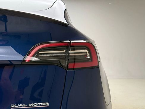 Used 2021 Tesla Model Y Performance image 20