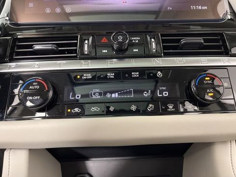 New 2026 Nissan Pathfinder SL w/ SL Premium Package image 26