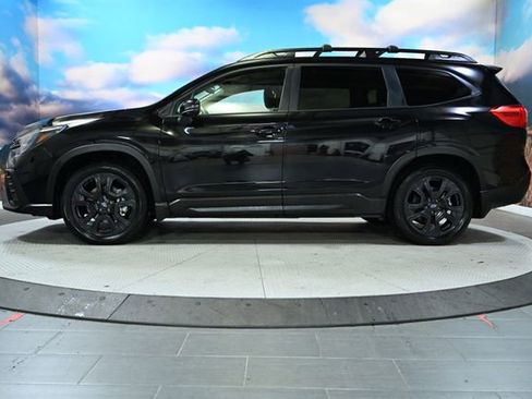 Used 2023 Subaru Ascent Onyx Edition Limited image 5