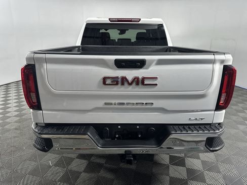 Used 2024 GMC Sierra 1500 SLT RWD image 4
