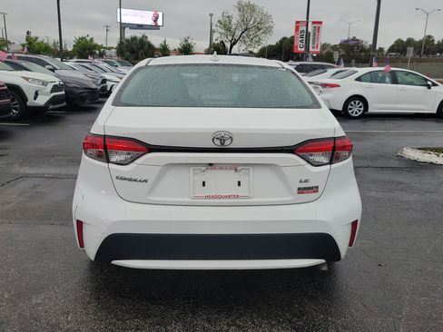 Used 2022 Toyota Corolla LE image 10
