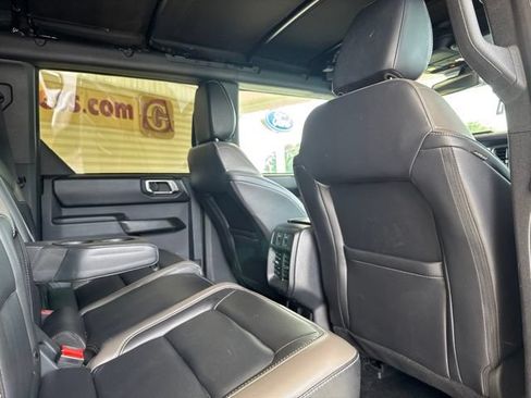 Used 2025 Ford Bronco Outer Banks w/ Sasquatch Package AWD/4WD image 5