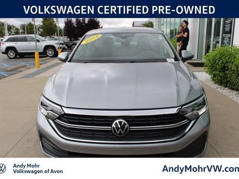 Used 2024 Volkswagen Jetta S FWD image 2