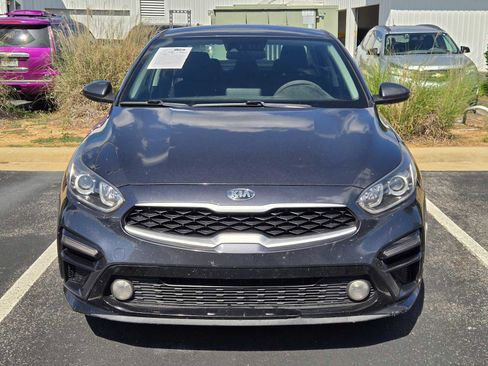 Used 2021 Kia Forte LXS FWD image 2