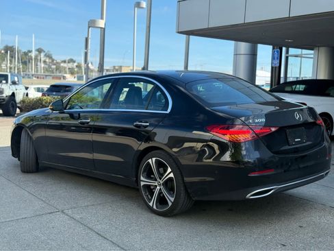 Used 2024 Mercedes-Benz C 300 Sedan image 4