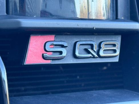 Used 2022 Audi SQ8 Prestige w/ Prestige Package image 49