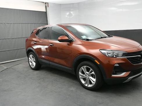 Used 2021 Buick Encore GX Preferred w/ Cold Weather Comfort Package AWD/4WD image 2